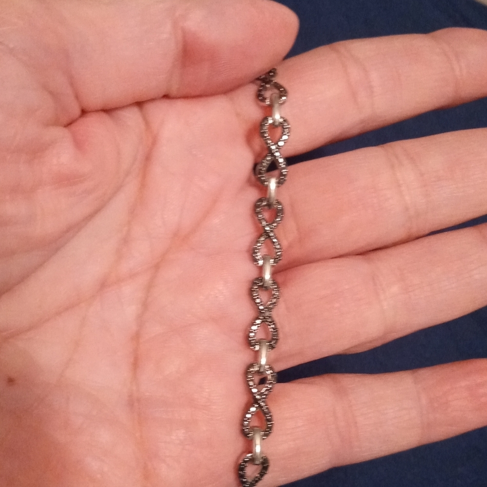 Infiniti bracelet